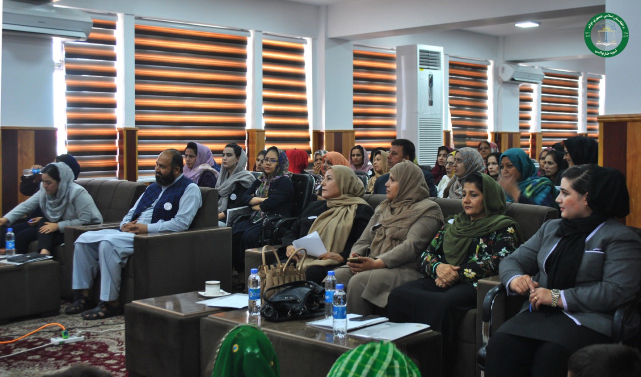 برنامه تغذیه از شیر مادر
